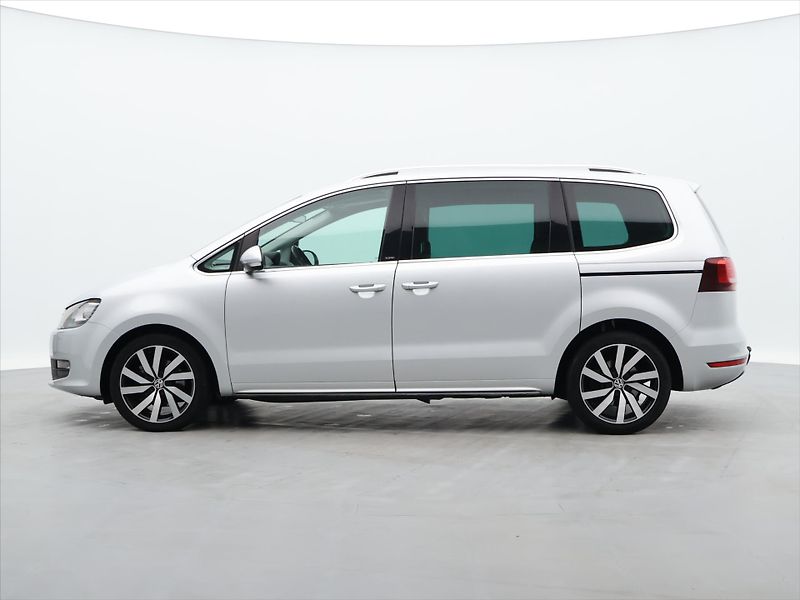 Volkswagen Sharan 2,0 TDI 135kW Comfortline DSG - fotka 4 z 39