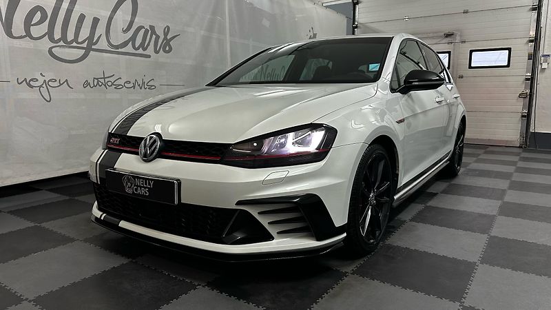 Volkswagen Golf RECARO / REMUS / TOP STAV - fotka 3 z 43