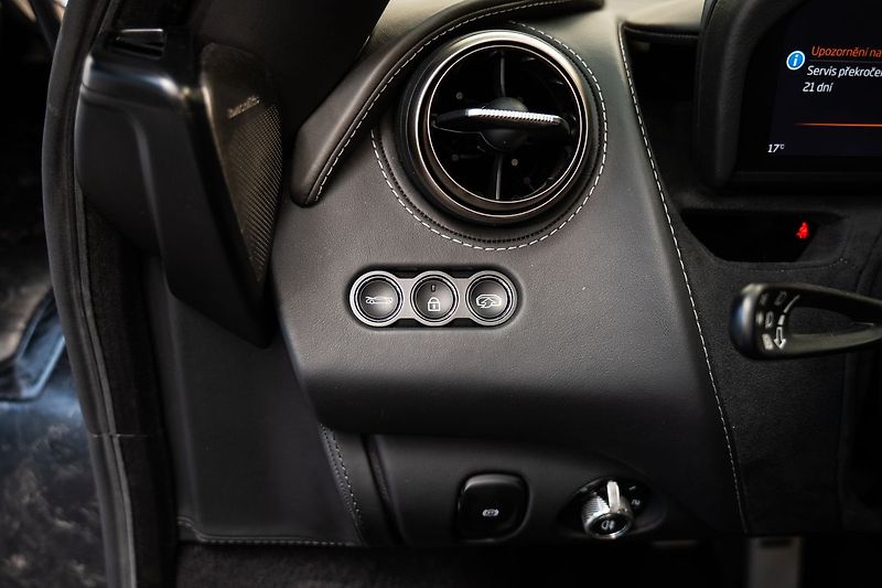 McLaren 720S 360/LED/B&O Audio - fotka 13 z 20