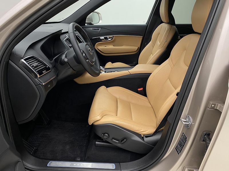 Volvo XC90 B5 AWD BRIGHT PLUS AUT CZ - fotka 3 z 63