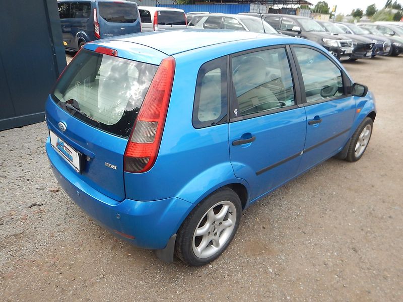 Ford Fiesta 1.4 TDCi, GHIA, KLIMA - fotka 6 z 25