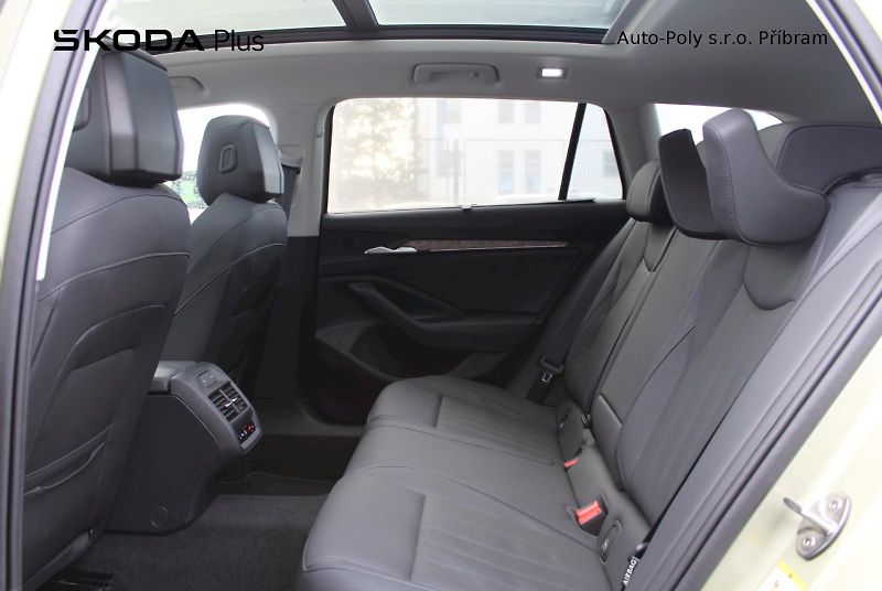 Škoda Superb (2024) 2.0TDI L&K / 142kW 4x4 7°DSG - fotka 21 z 24