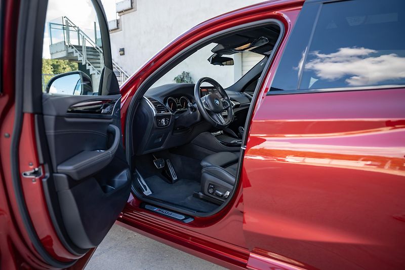 BMW X4 (2019) M40d PANO, LED, HD Hi-Fi - fotka 10 z 28