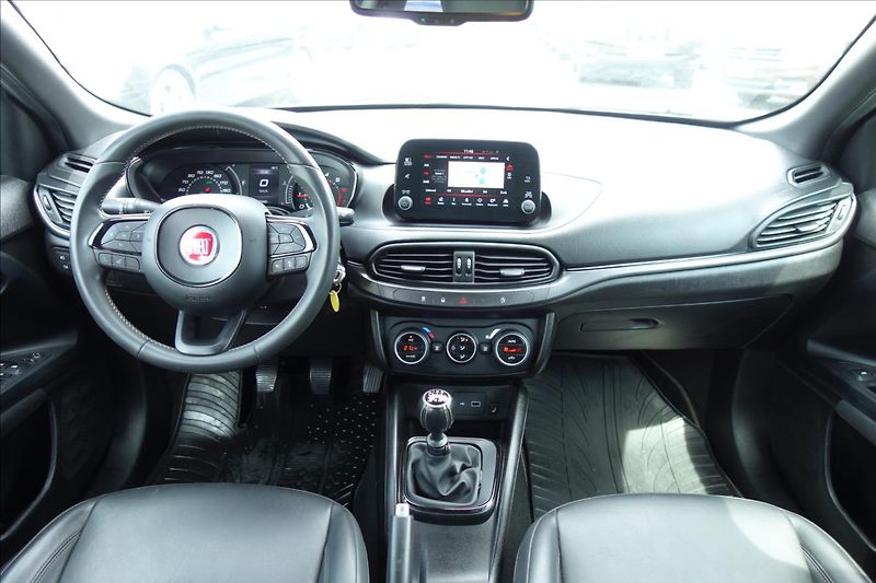 Fiat Tipo 1,4 T-JET 88KW, ČR, SERVIS.KN. - fotka 18 z 38