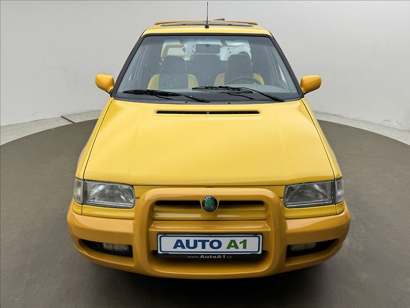 Škoda Felicia 1,6 FUN PO KOMPLETNÍ RENOVACI - fotka 2 z 33