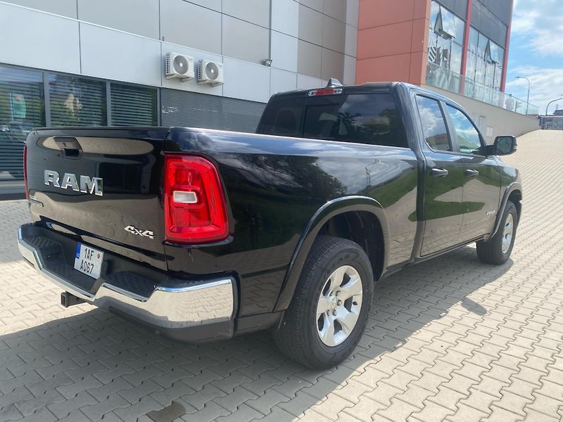 RAM 1500 (2025) 1500 3.6 V6 - fotka 5 z 17
