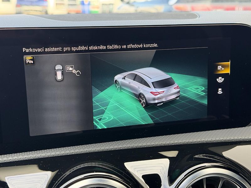 Mercedes-Benz CLA 220d Shooting Brake AMG - fotka 12 z 37
