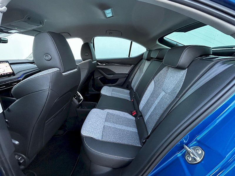 Škoda Octavia (2024) 1.5 TSI 110kW MP6 Top Selectio - fotka 29 z 35