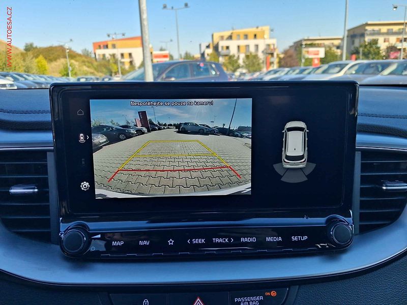 Kia Ceed (2022) 1.5 TGDi, 1.maj,ČR, TOP - fotka 18 z 18