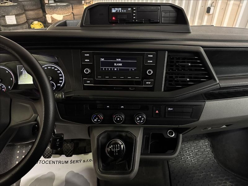 Volkswagen Transporter 2.0TDI DoubleCab TAŽNÉ DPH - fotka 21 z 33