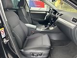 Škoda Superb 2,0 TDi DPH  360° Travel Asist - náhled 32