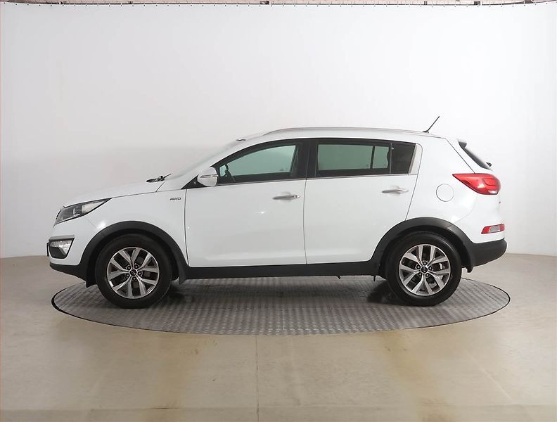 Kia Sportage (2015) 2.0 CRDi, 4X4, Automat - fotka 3 z 18