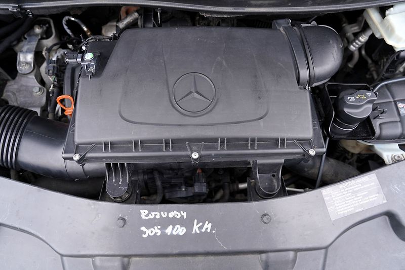 Mercedes-Benz Vito Tourer 116 CDI Long/9 míst - fotka 10 z 28