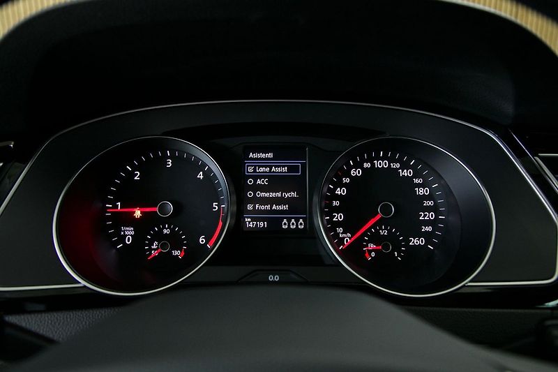 Volkswagen Passat 2.0TDI 110kW DSG ACC Pano Tažn - fotka 24 z 27