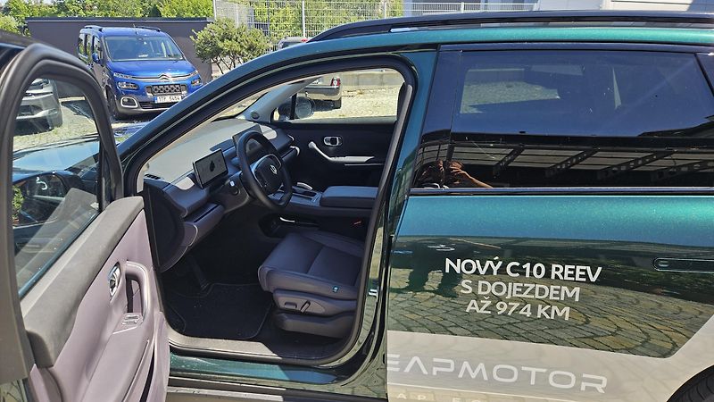 Leapmotor C10 REEV - fotka 12 z 18