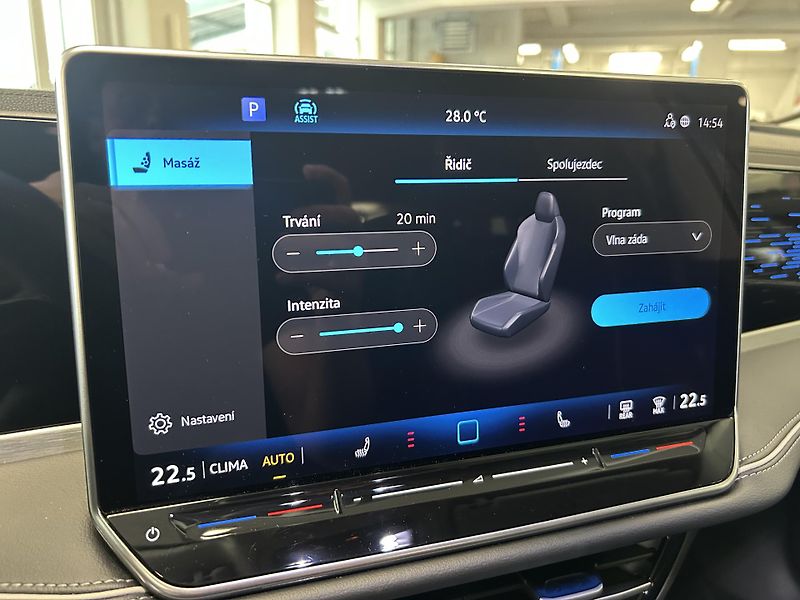 Volkswagen Passat (2025) 2.0TDi DSG ELEGANCE REZERVACE - fotka 12 z 36