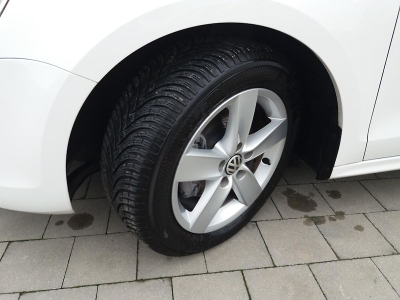 Volkswagen Jetta 1.4TSi,DSG,90kW,SERVI.KNÍŽKA!! - fotka 8 z 23