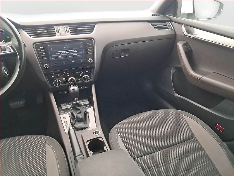 Škoda Octavia (2020) 2.0 TDI, 4X4, Automat, Navi - fotka 7 z 18