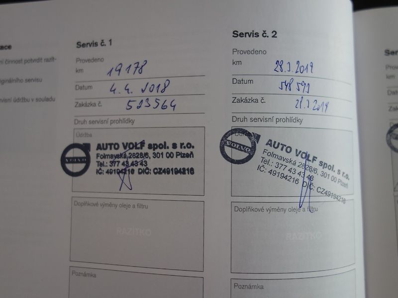 Volvo S90 (2017) 2.0D*140KW*D4*INSCRIPTION*CZ - fotka 47 z 50