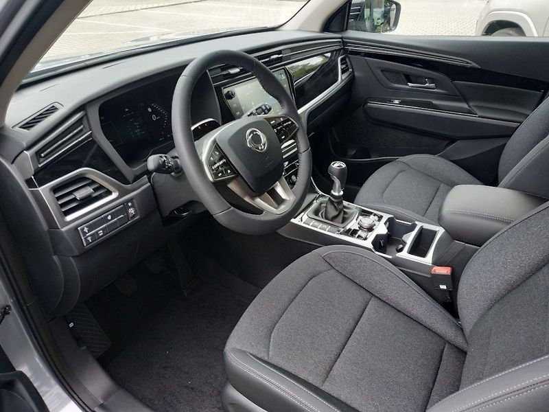 KGM Korando 1.5T, SMART,4WD, MT, SKLADEM - fotka 12 z 27