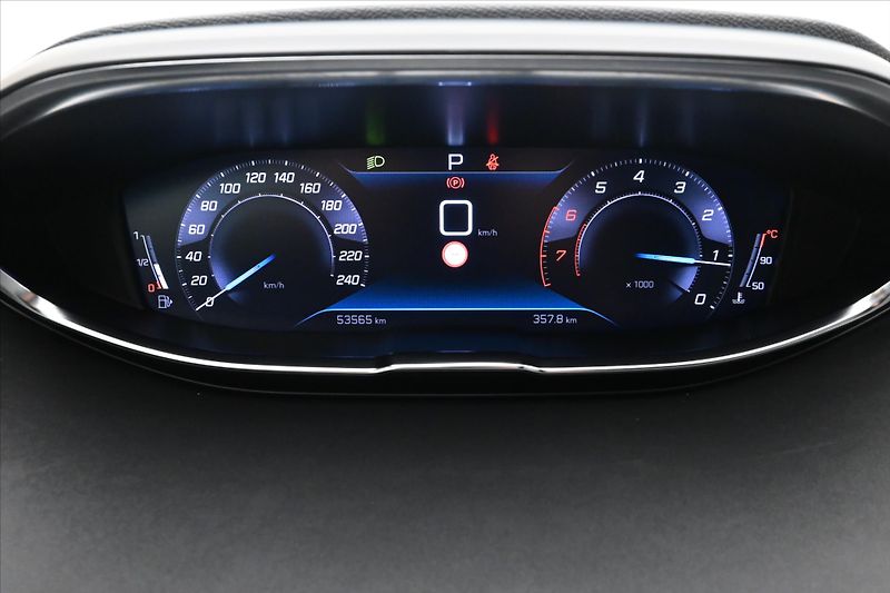 Peugeot 5008 1,6 133kW  GT-Line AT 8 Záruka - fotka 16 z 29