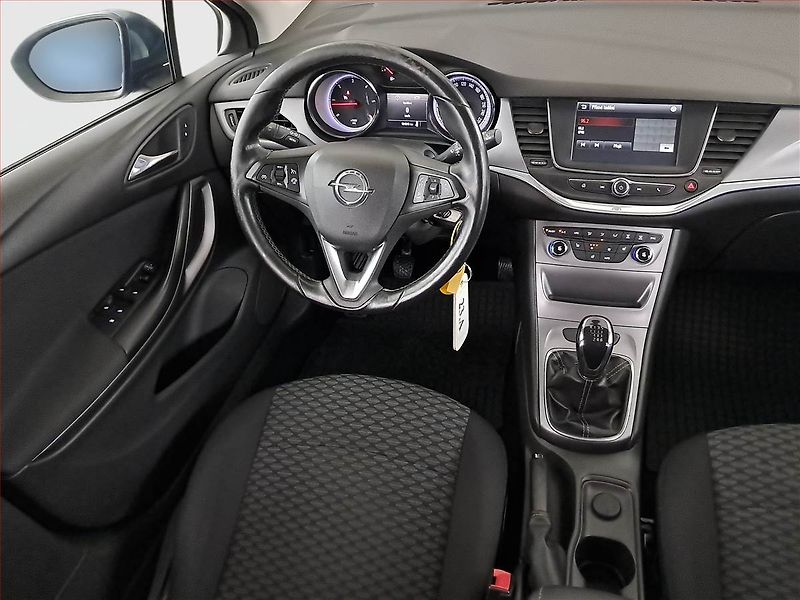 Opel Astra (2016) 1.6 CDTI, Tempomat - fotka 7 z 17