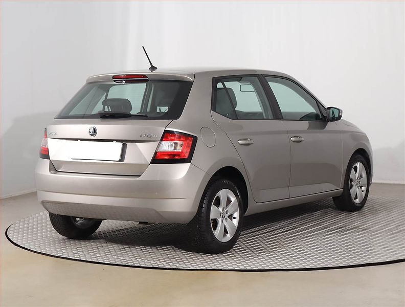 Škoda Fabia (2017) 1.2 TSI, Tempomat - fotka 5 z 15
