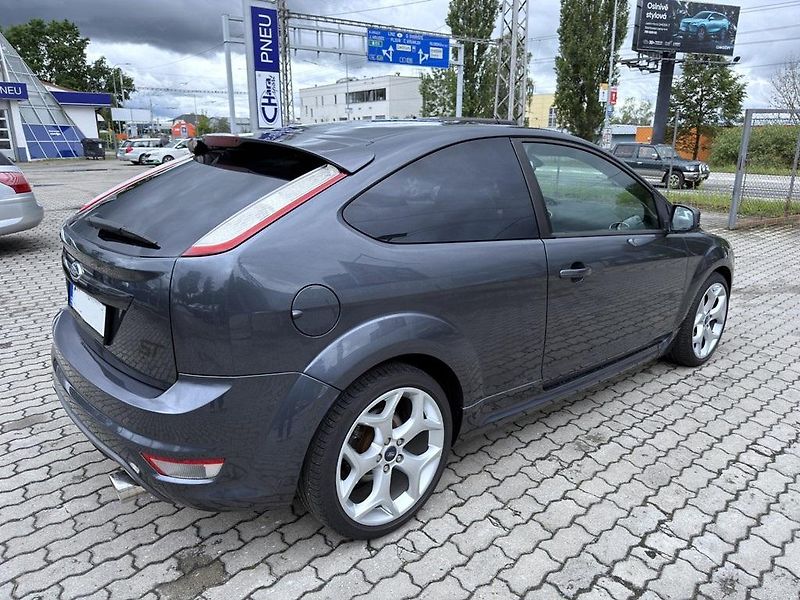 Ford Focus ST 2.5i 166 kW - fotka 5 z 20