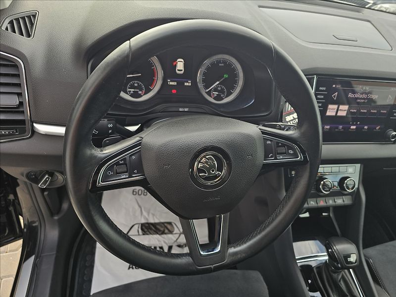 Škoda Karoq 1,5 TSi 110 KW DSG STYLE+ KŮŽE - fotka 12 z 49