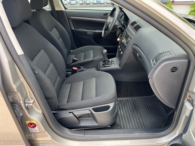 Škoda Octavia (2012) 1.2 TSI - fotka 13 z 27