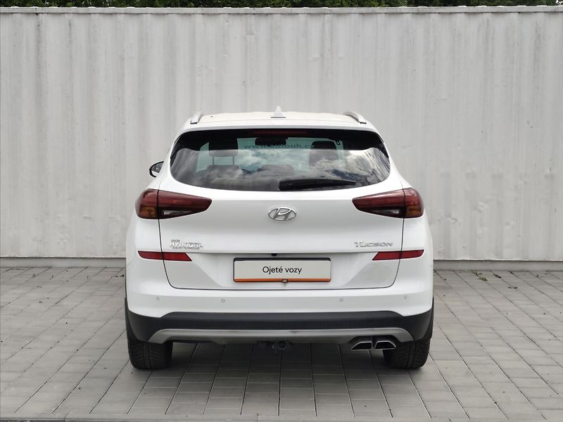 Hyundai Tucson 1,6   T-GDi 130kW - fotka 26 z 31
