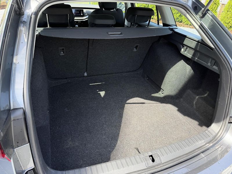Škoda Octavia (2024) 1.5 tsi 110 kw - fotka 11 z 20