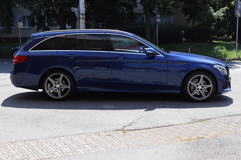 Mercedes-Benz Třídy C C 250 BLUETEC KOMBI AMG 150kW - fotka 9 z 49