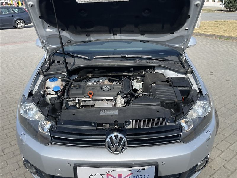 Volkswagen Golf 1,4 TSi 90kw Variant po rozvod - fotka 28 z 38