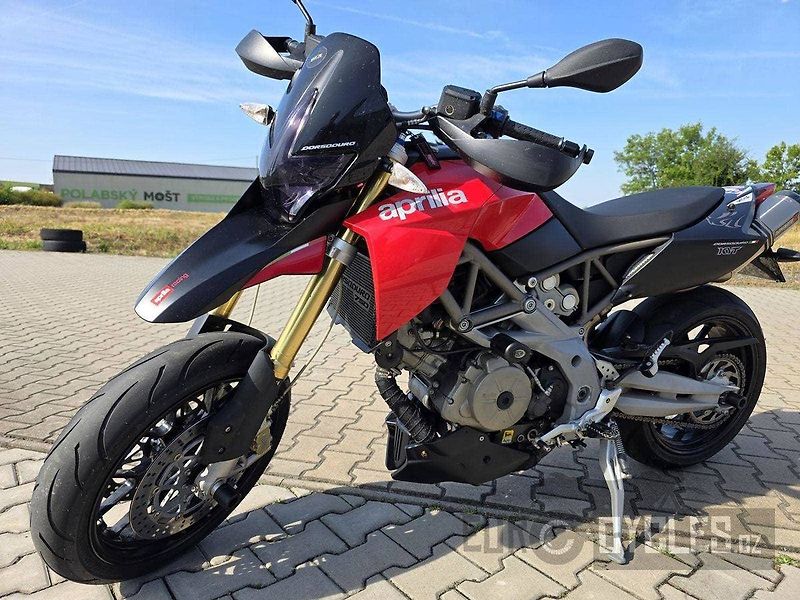Aprilia Dorsoduro 750 (2010) akce 94990 - fotka 11 z 18