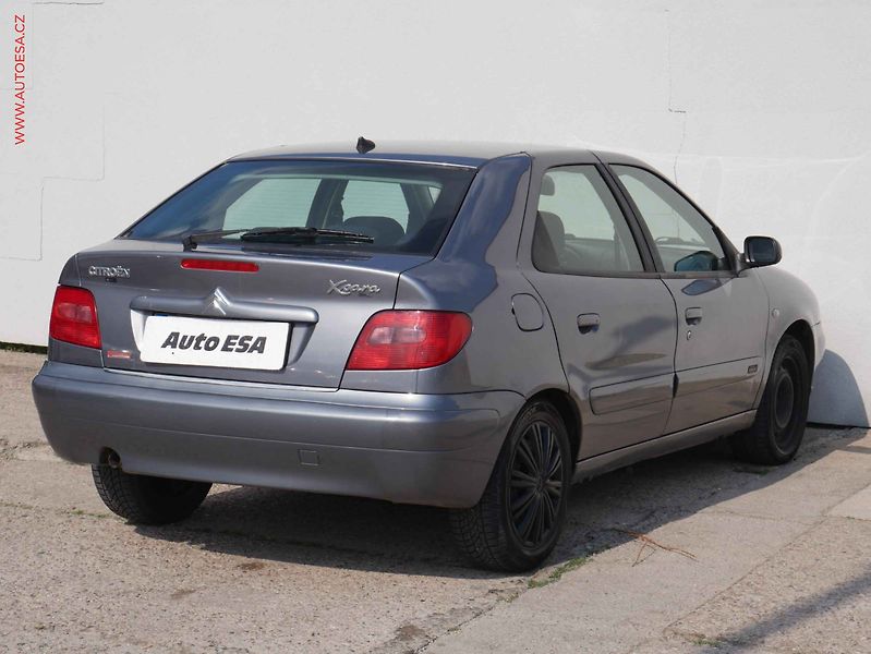 Citroën Xsara (2004) 1.4 i, AC - fotka 6 z 15