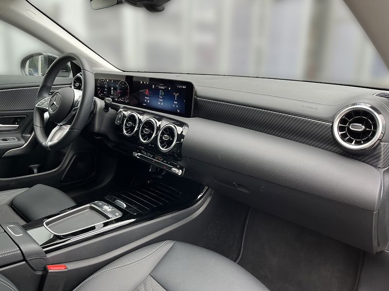 Mercedes-Benz CLA Třída 180d kupé Progressive Ad - fotka 15 z 21