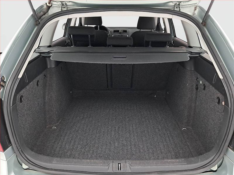 Škoda Octavia (2010) 1.6 TDI, Serv.kniha, Tempomat - fotka 13 z 17