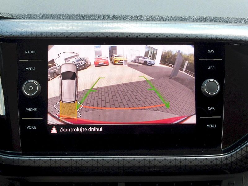 Volkswagen T-Cross (2021) Style 1,5 TSI 110kW DSG - fotka 12 z 27