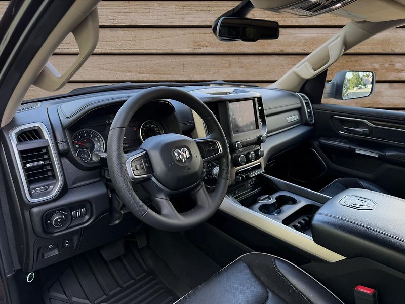 Dodge RAM (2019) +LPG+DPH+LARAMIE+ROUGH COUNTRY - fotka 16 z 23