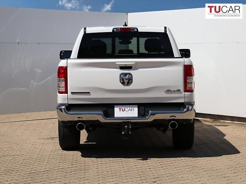 RAM 1500 (2021) BigHorn 5.7 V8 HEMI - fotka 6 z 31