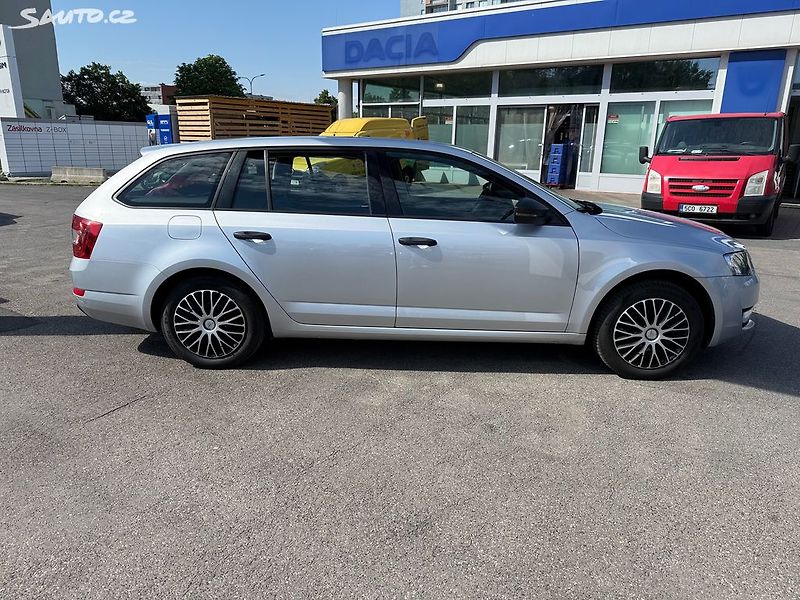 Škoda Octavia 1.2 TSI 77kW CZ 1.majitel - fotka 7 z 37