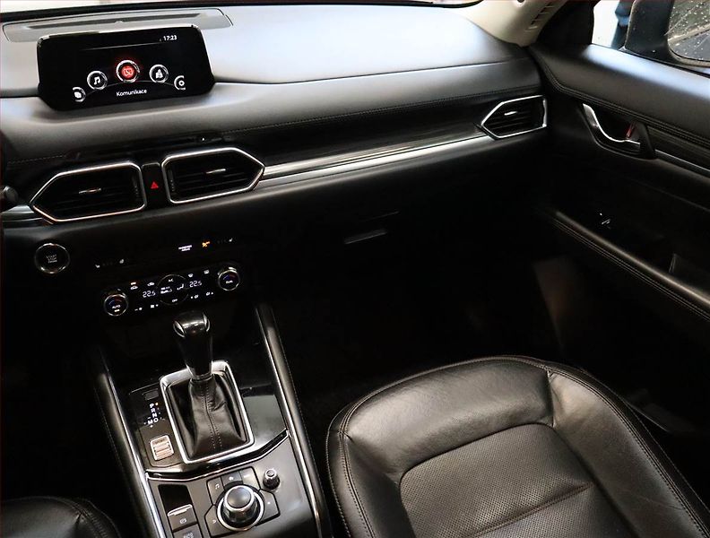 Mazda CX-5 (2018) Revolution 2.5 Skyactiv-G - fotka 8 z 27