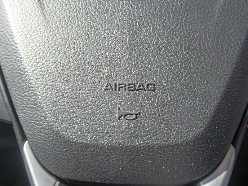 Ford S-MAX (2017) ČR 2.0D 110KW 1maj – NAVIGACE - fotka 36 z 53