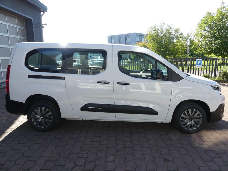 Citroën Berlingo (2026) XL PLUS PROFI Petrol 110k MAN - fotka 4 z 18