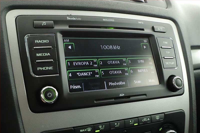Škoda Octavia (2012) 1.6 TDI, Automat, Tempomat - fotka 9 z 18