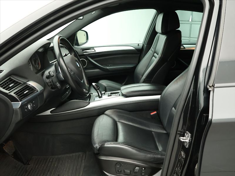 BMW X6 3.0 40d 225kW xDrive Xenon - fotka 12 z 34