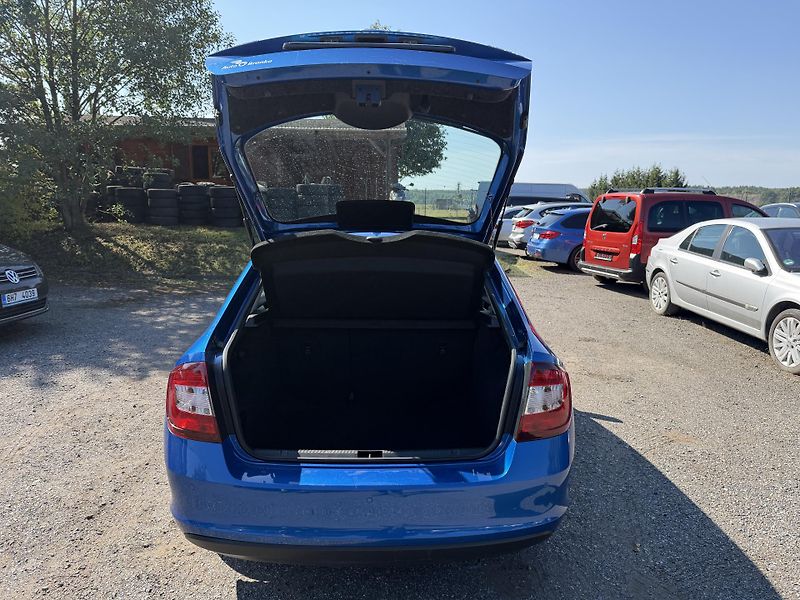 Škoda Rapid 1.0 TSI DPH REZERVACE - fotka 9 z 20