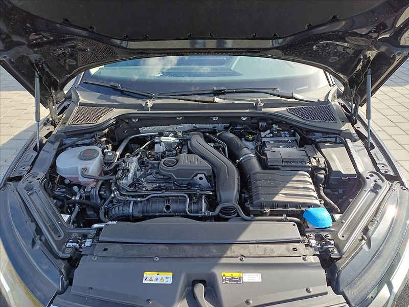 Škoda Octavia 1,5   M-HEV 110kW DSG Selectio - fotka 32 z 36