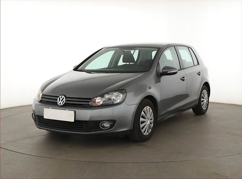 Volkswagen Golf (2012) 1.2 TSI, Tempomat - fotka 2 z 11